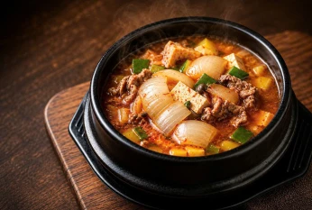 된장찌개 (Canh tương đậu) 牛腩大酱汤＋米饭