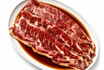 양념 LA 갈비  (Thịt sườn bò Mỹ có xương ướp gia vị) LA牛排骨